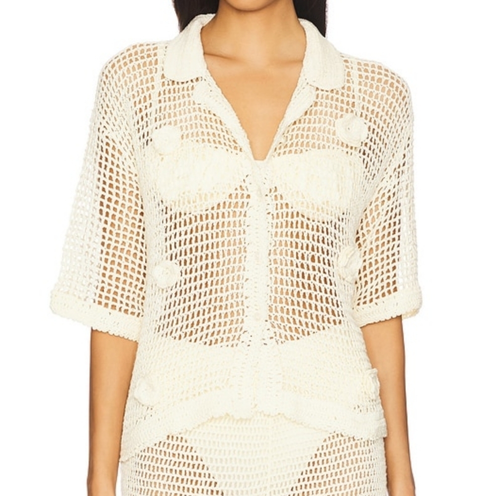 Brand New PQ Flower TOP (Smoke & Pet Free Home)